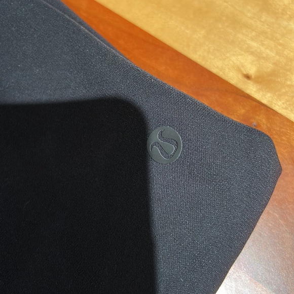 Brand new Lululemon work/track pant - Picture 3 of 3